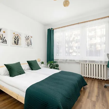 Spacious For 6 Persons Balcony And Workspace By Renters * Krasków